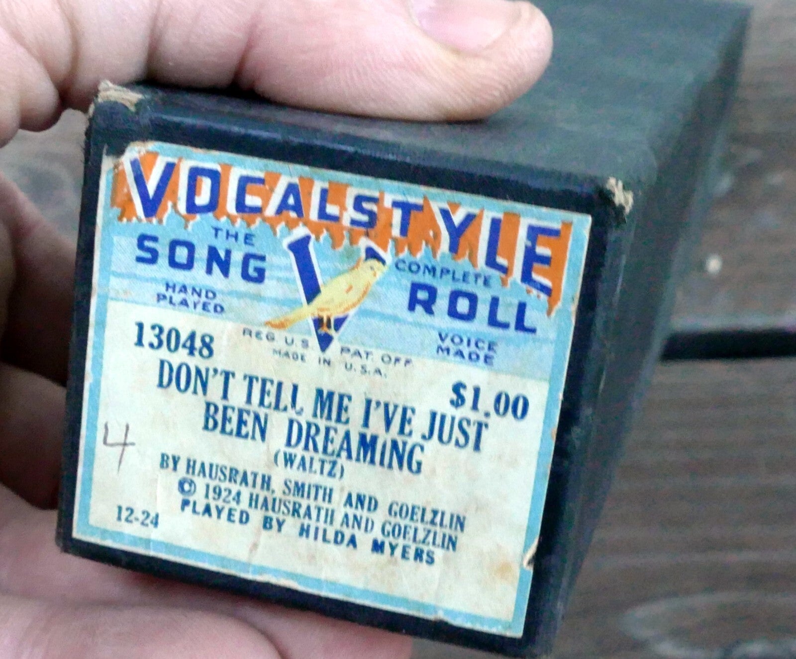 Vocalstyle 13048 don't tell me i've just been dreaming waltz roll