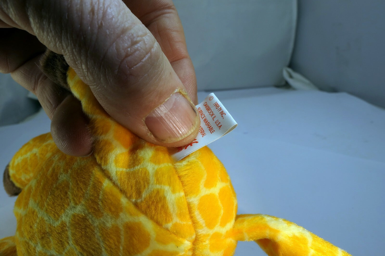 TY Beanie Baby Twigs 5-19-1995 Style 4068 GIRAFFE  WITH  ERRORS