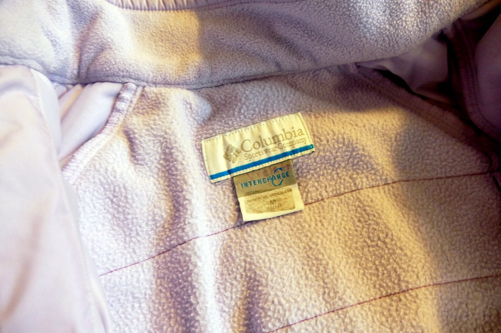 Columbia Girl's warm Zip Up Jacket Sz. M 10/12  Purple removable inner felt