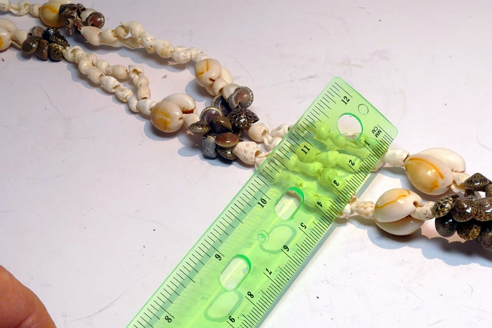 Cowrie Shell 15" Necklace Lei Jewelry Boho Surfer yellow-gray glossy Philippines