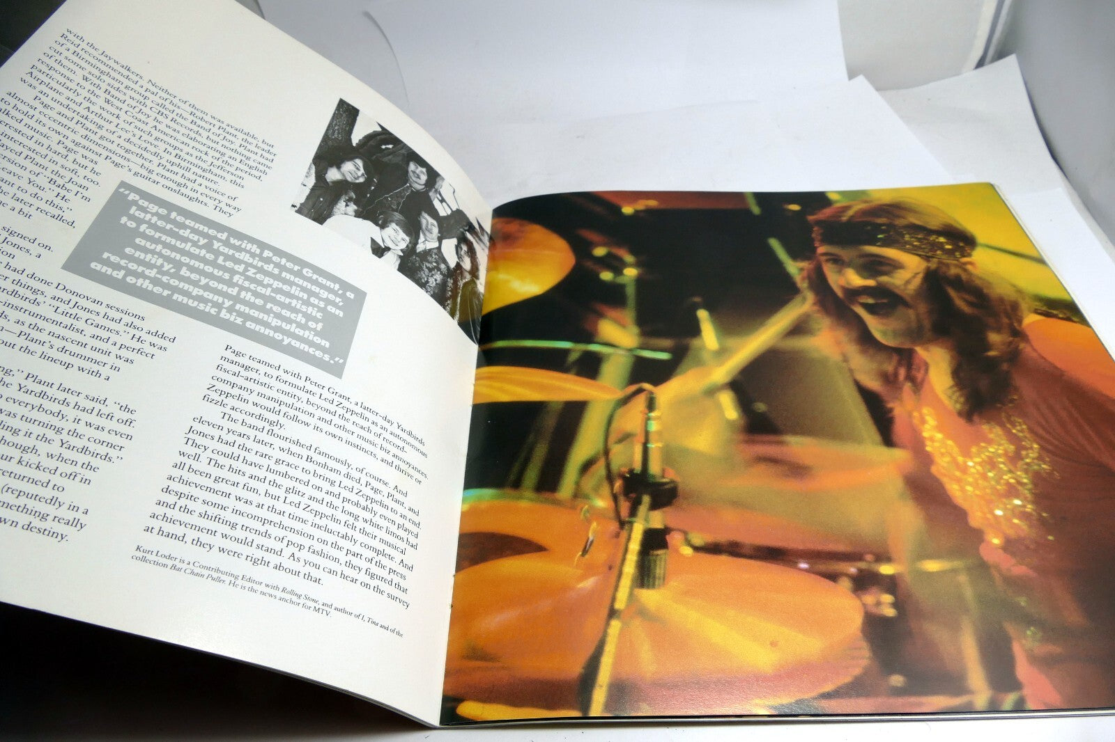 Led Zeppelin  booklet  Inlay from LP 1990 82144  36 pages with fold out poster