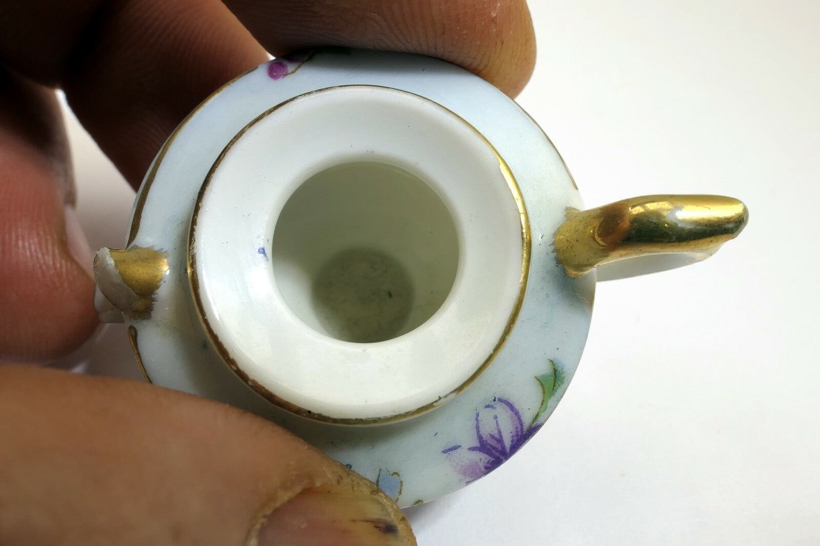 MINIATURE SUGAR CHINA VIOLETS FLOWERS PORCELAIN JAPAN 4X2cm FLORAL DESIGN