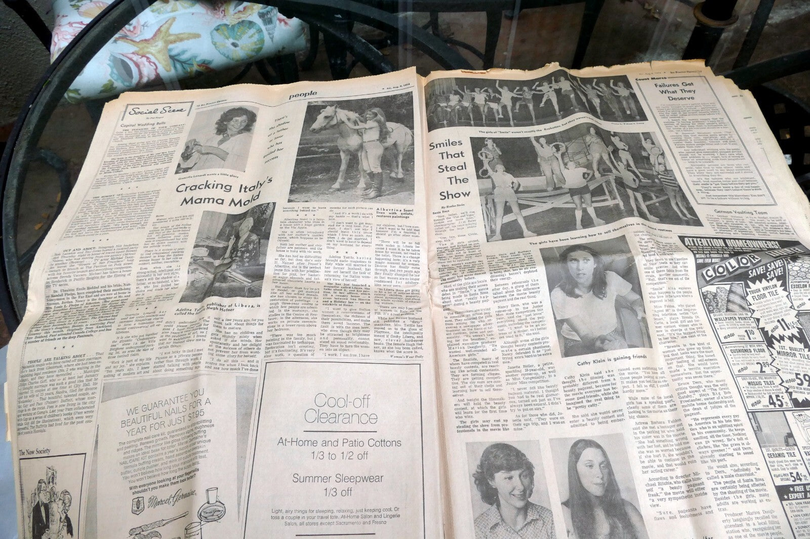 1974 San Francisco Chronicle Nixon Resigns / Watergate Boxscore Plumbers case