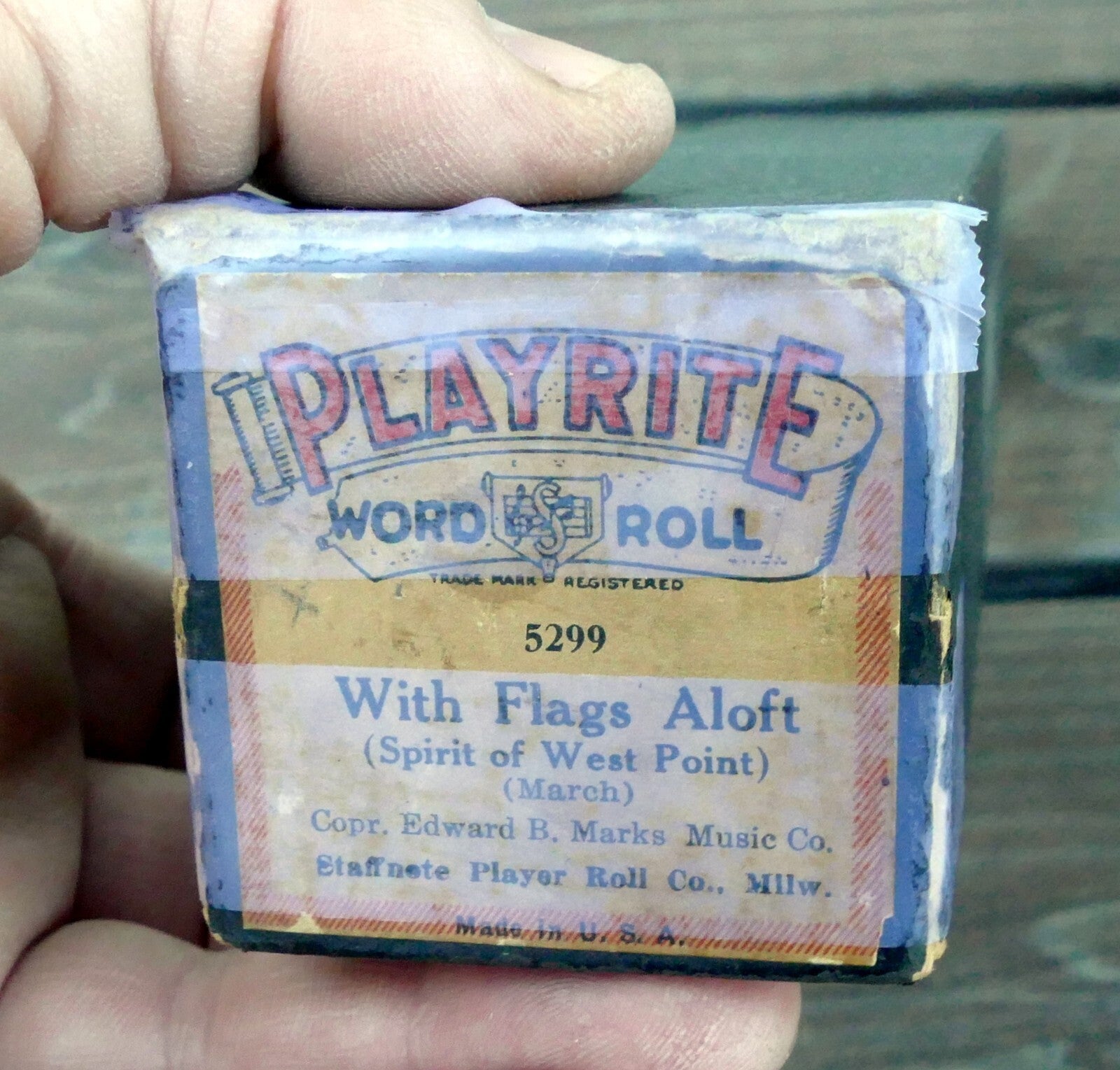 Playrite word roll 5299 with flags aloft