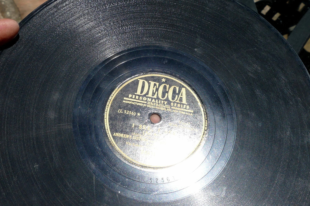 10" 78 rpm ANDREWS SISTERS & CARMEN MIRANDA Wedding Samba 24841