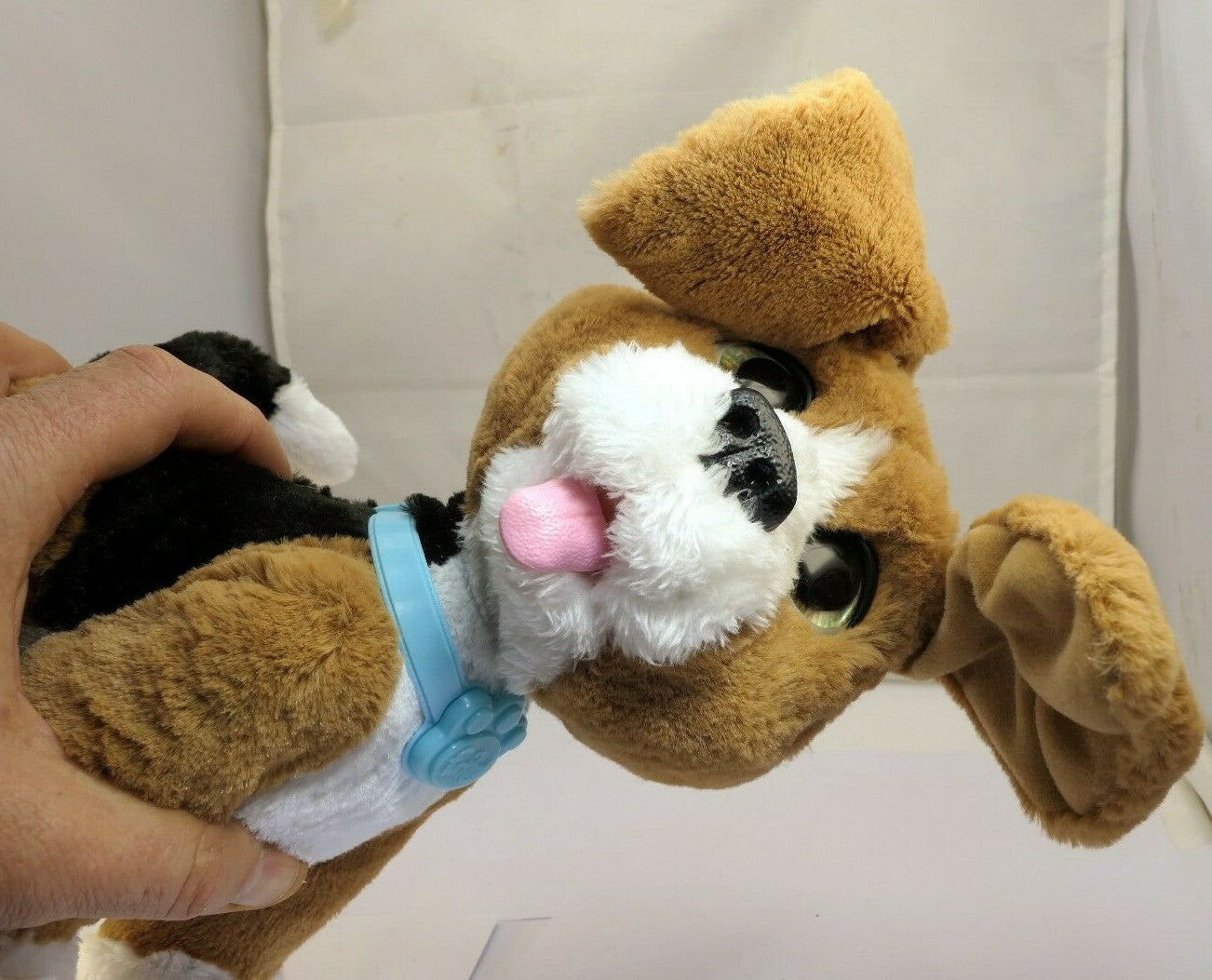 Hasbro furreal friends brown white dog barks 10" large