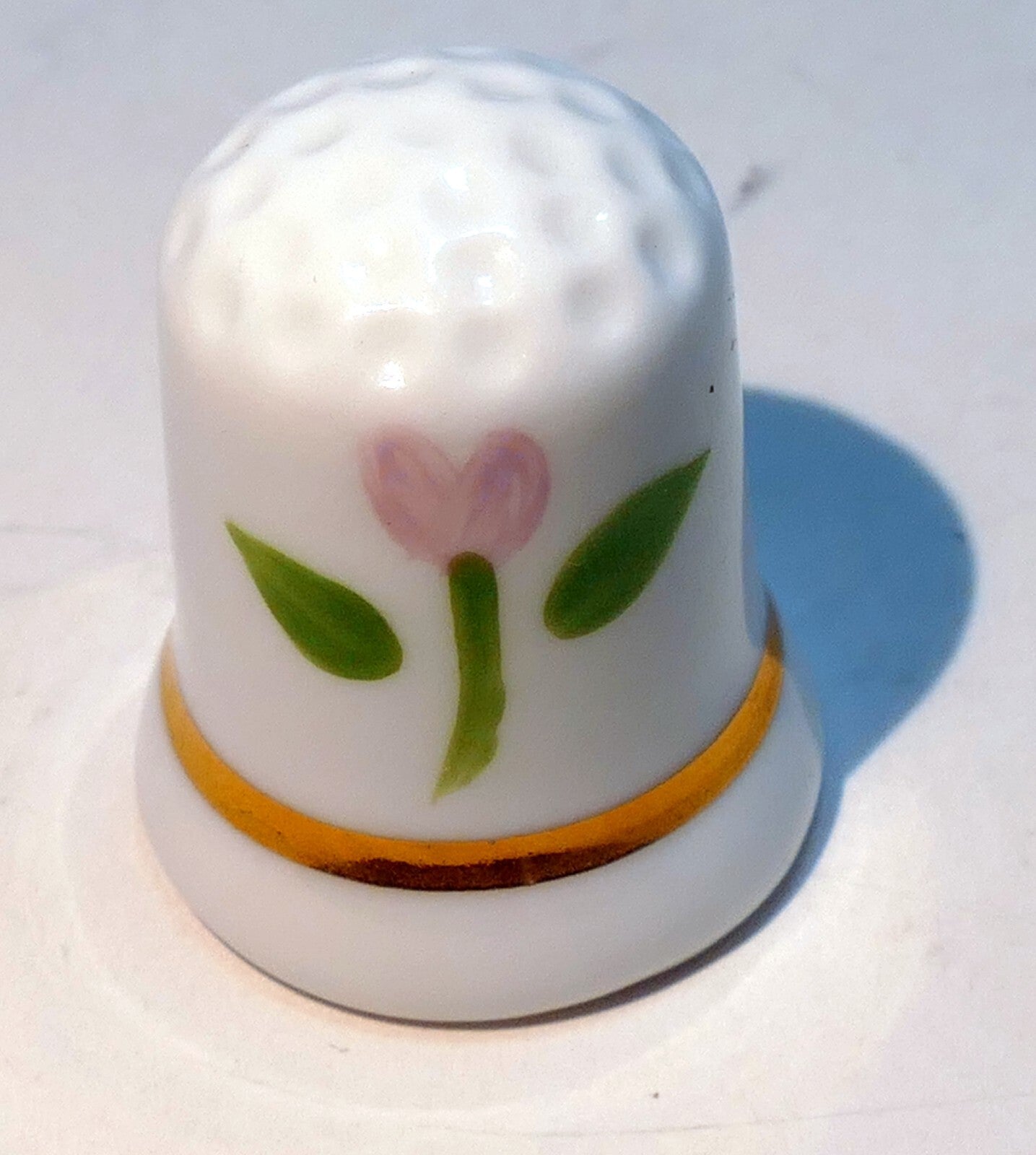 Porcelain thimble souvenir pink tulip flower gold rim