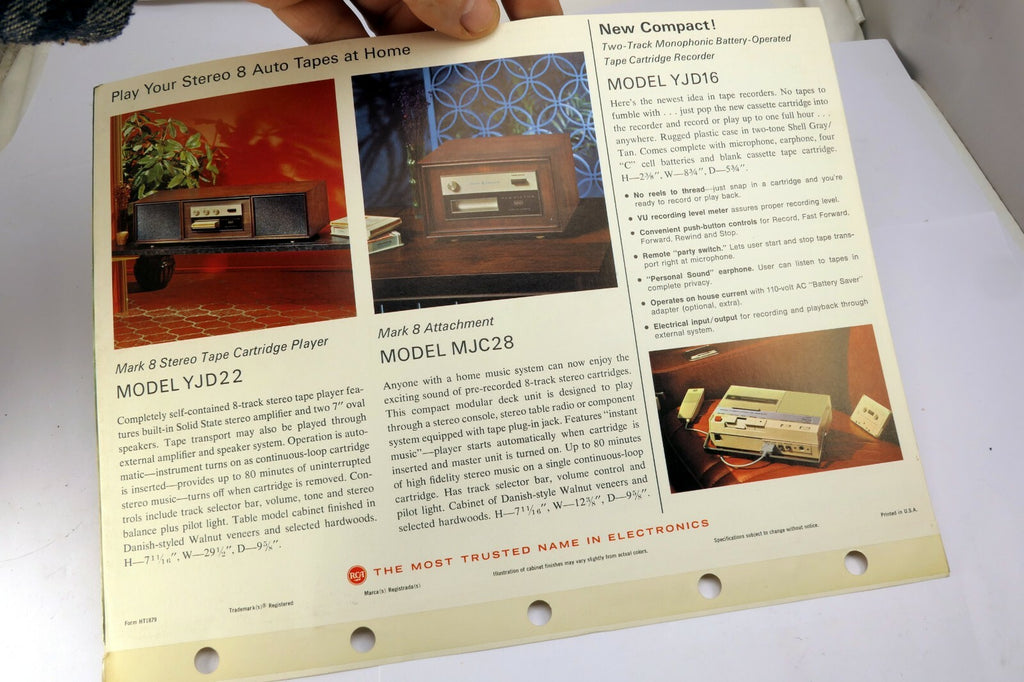 RCA CATALOG Brochure Ad YJG52 Solid State tape Recorders Players
