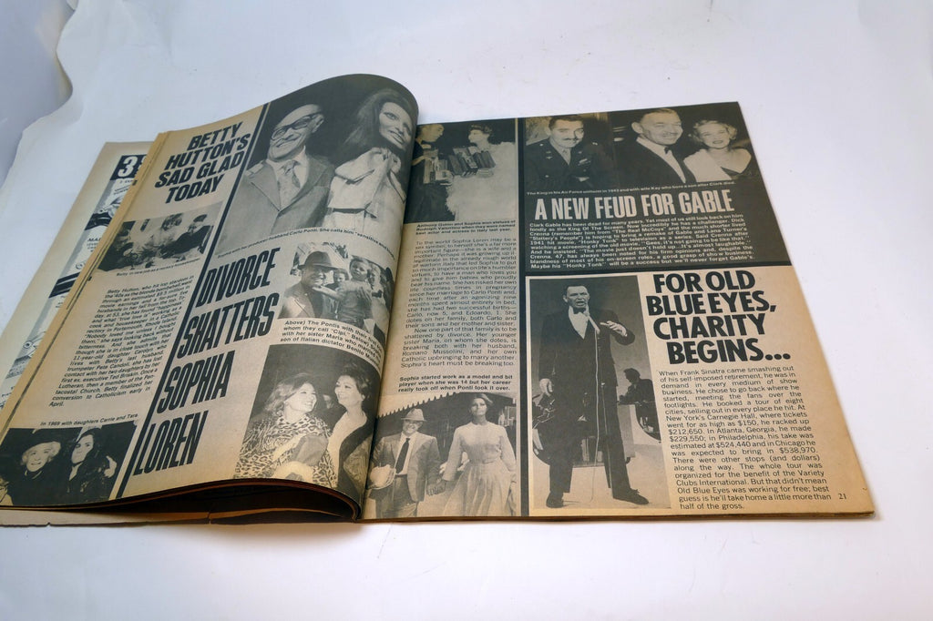 1974 August TV-MOVIES TODAY MAGAZINE ELVIS Hurt, Liz Taylor, Barbara Steals Cher