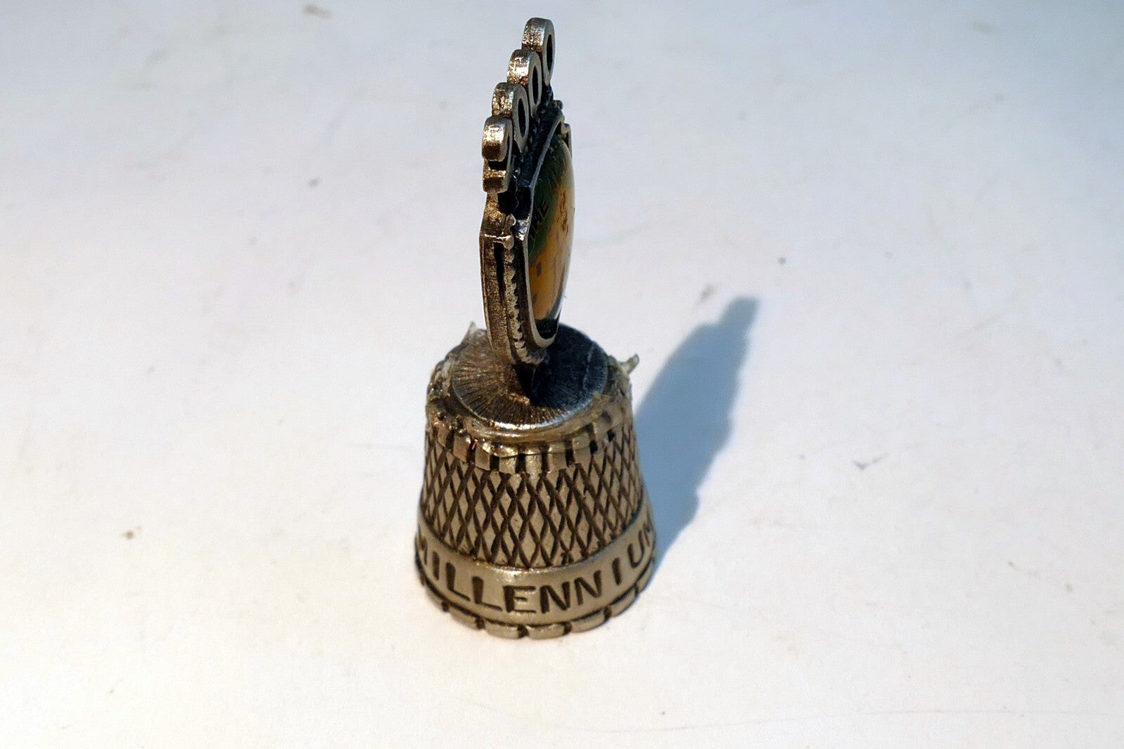 Thimble Souvenir Hand Crafted The Alamo 2000 Millennium Texas US metal