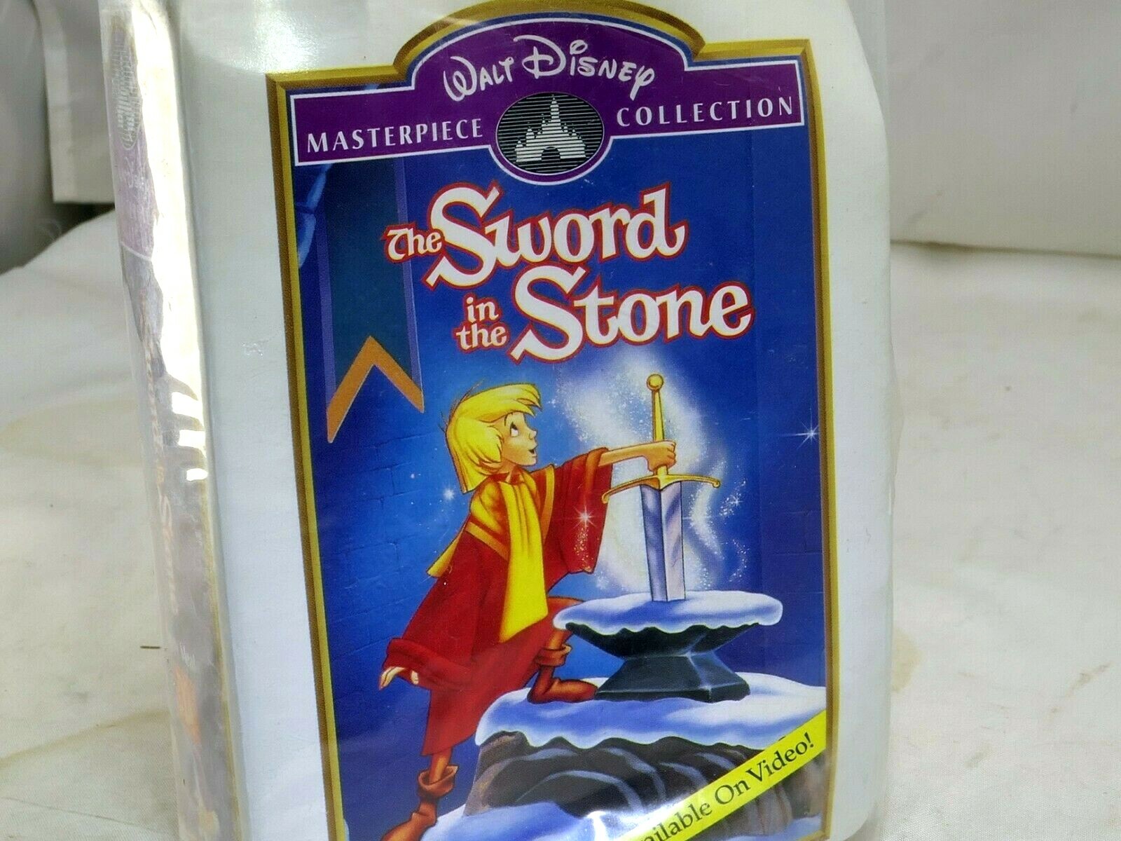 Disney the sword & the stone masterpiece collection mcdonald's happy meal toy #6