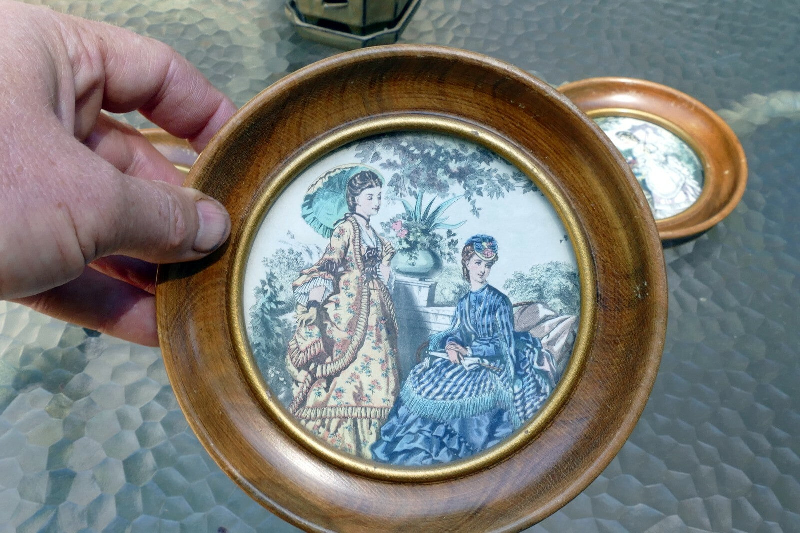 Victorian Wall Hanging Picture Room Decor 6" round set of 5 hand painted etching