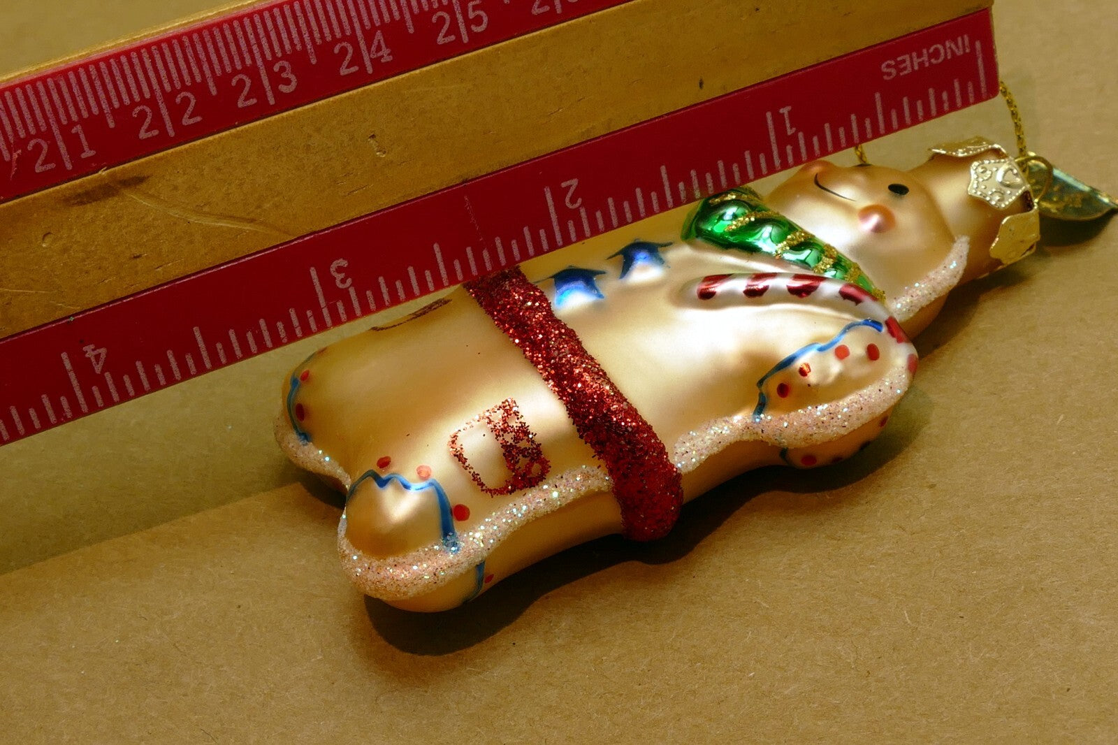 Thomas Pacconi Glass Gingerbread Man  Christmas Ornament gold red green 3"