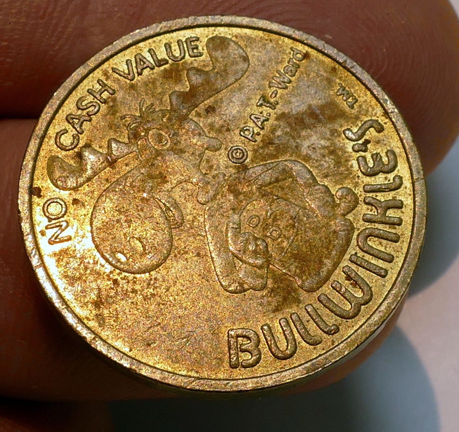 Old bullwinkle's grooved arcade token
