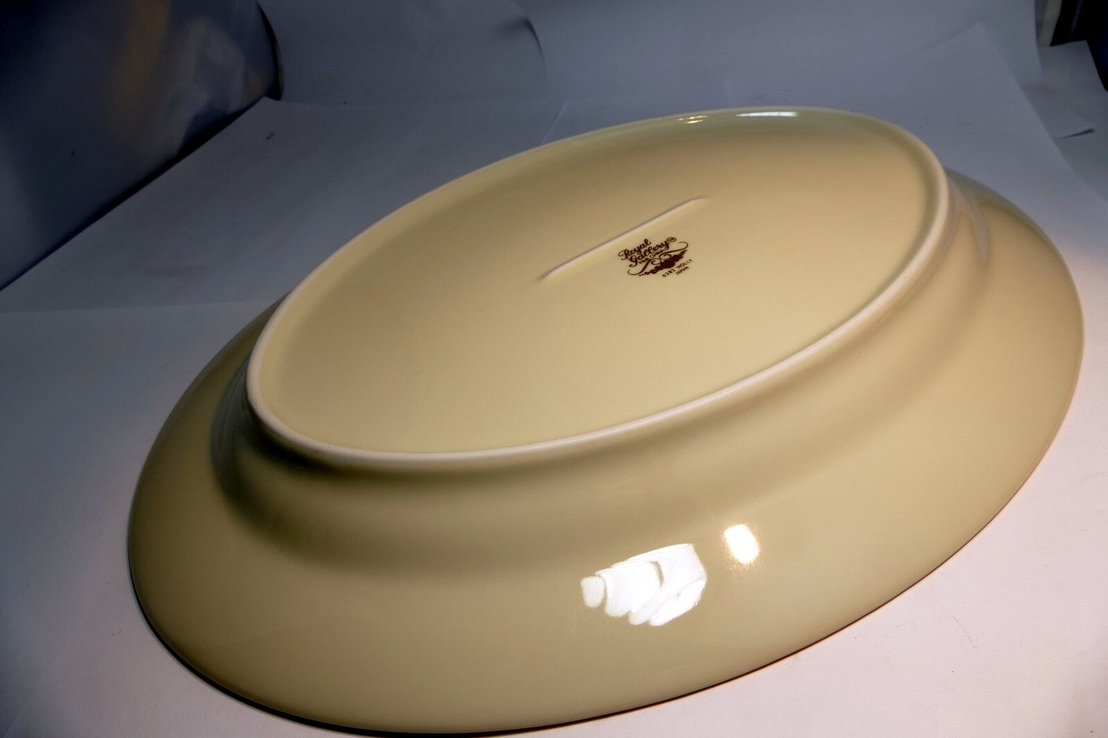 Royal Gallery 6283 Holly Dinner Plate main dish Christmas Thanksgiving large 14"
