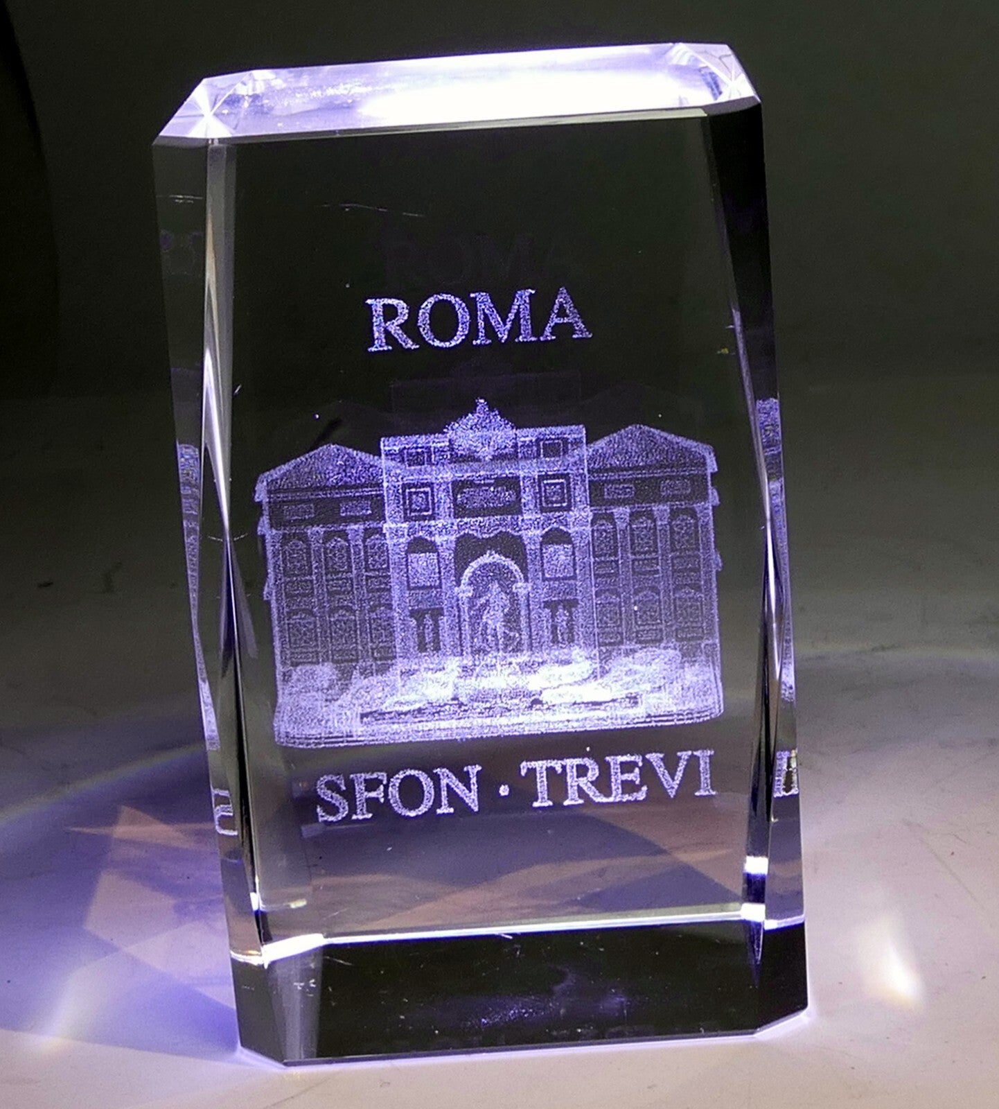 Rome roma laser etch glass paperweight fontana trevi fountain 3x2x2" crystal