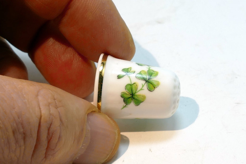 Countess Fine Bone China Floral Finger Ceramic Sewing Thimble Shamrock