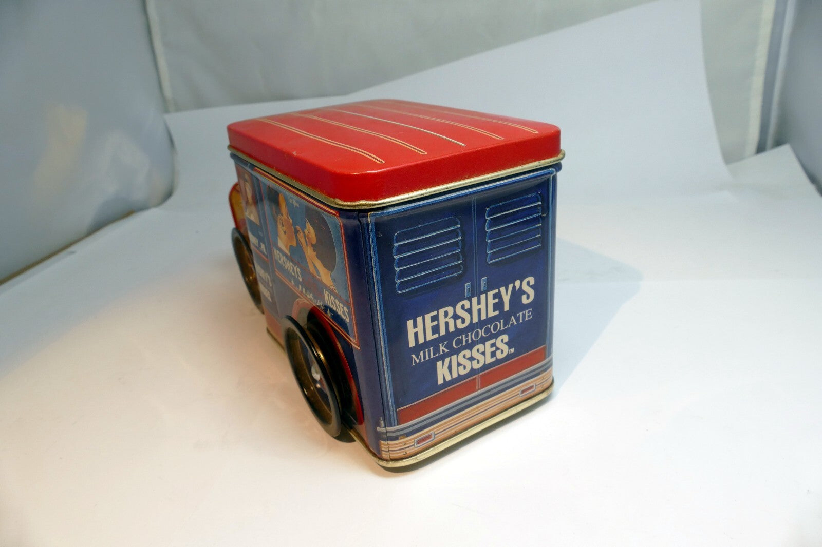 Hershey's Chocolate Kisses Collectible Vintage Milk Truck Tin with wheel lid