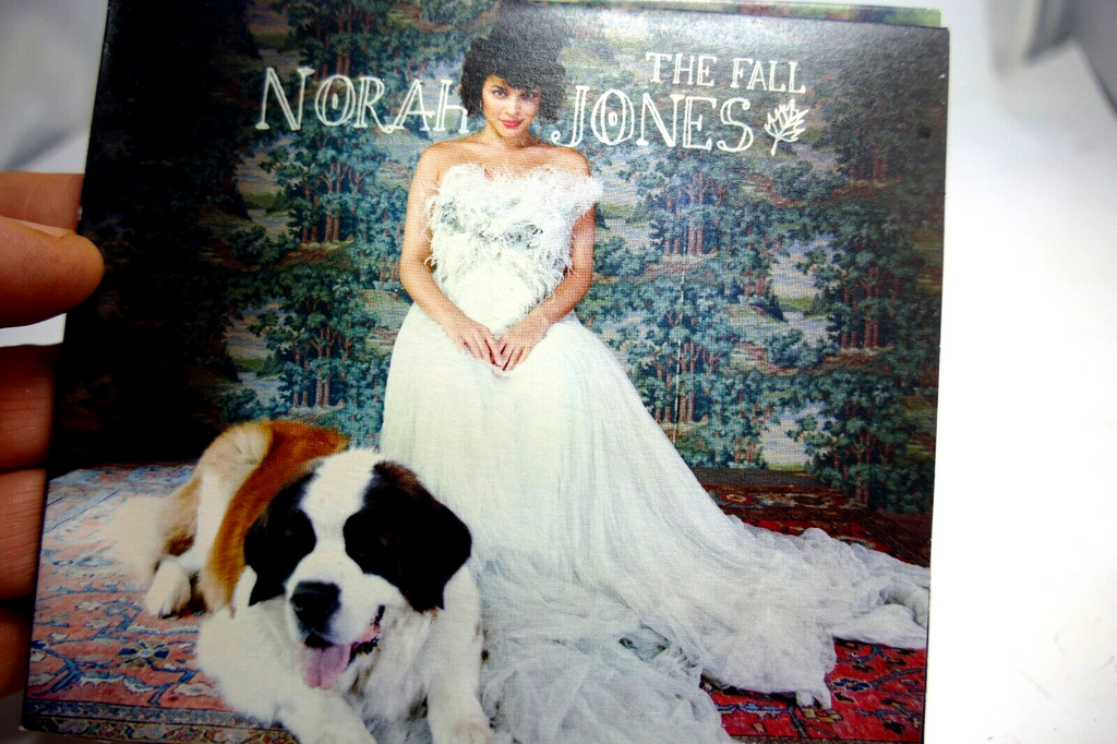 The fall   music cd   norah jones   2009 11 17   blue note records   audio