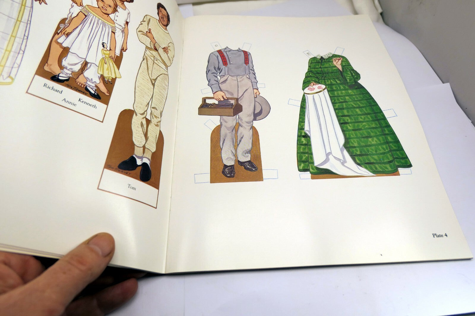 Dover Paper Dolls: American Family of the Civil War Era by Tom Tierney