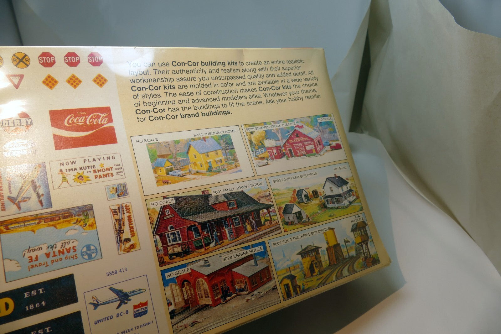 VINTAGE HO SCALE 2 STALL DIESEL HOUSE,  CON-COR KIT #9028 FACTORY SEALED