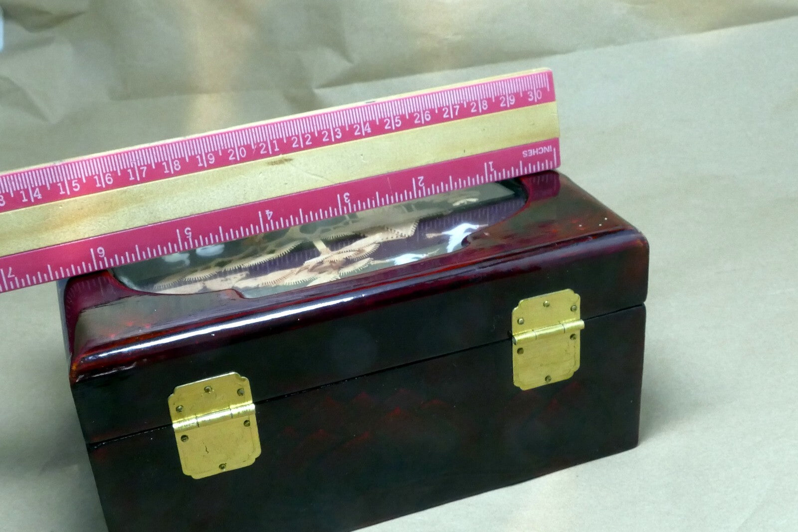 Stork Cork Diorama GLASS Lacquer JEWELRY Hinged Box red Pagoda wedding cranes
