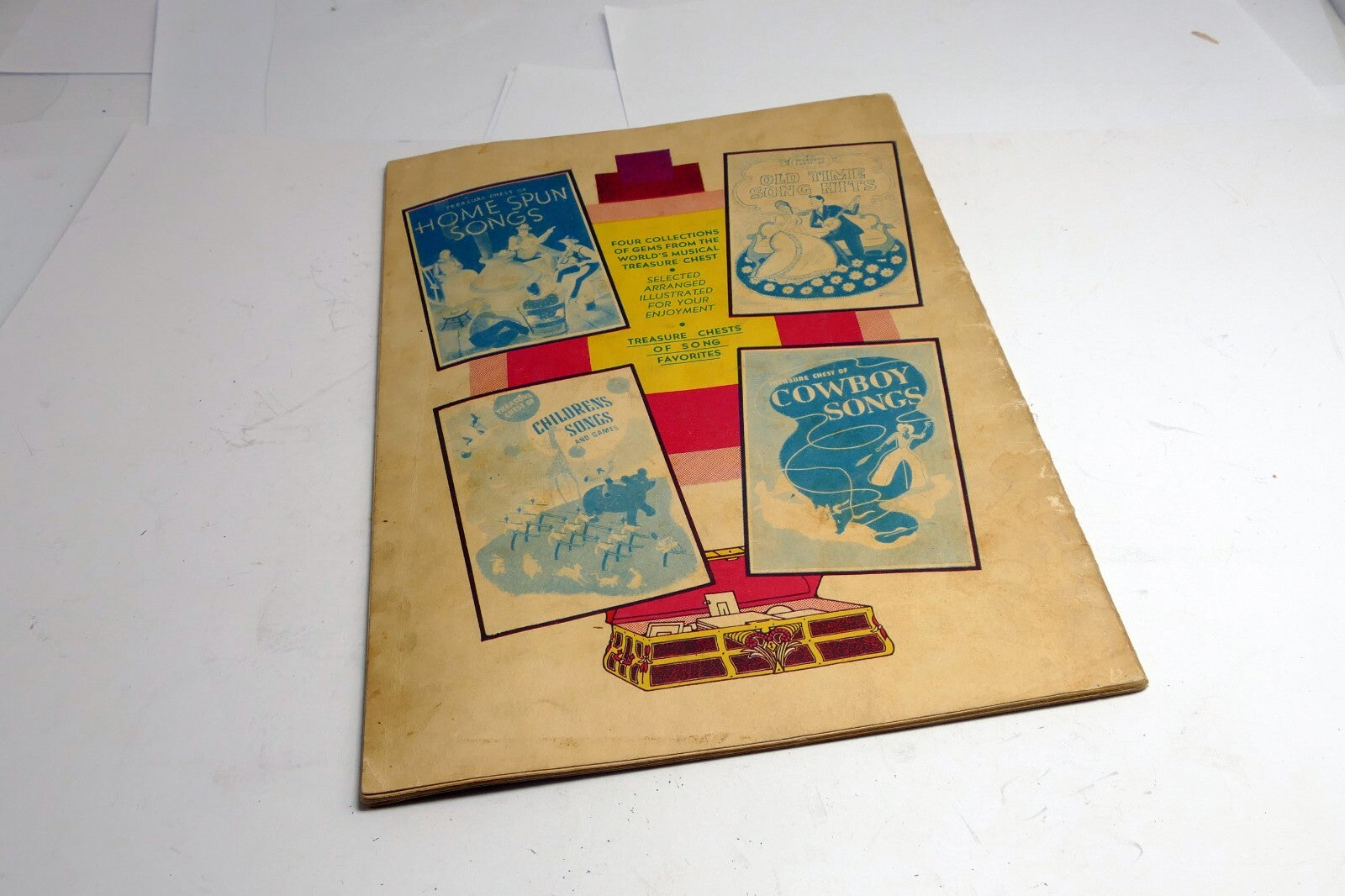 Treasure Chest of OLD TIME SONG HITS ©1935 Treasure Chest Publications, Inc