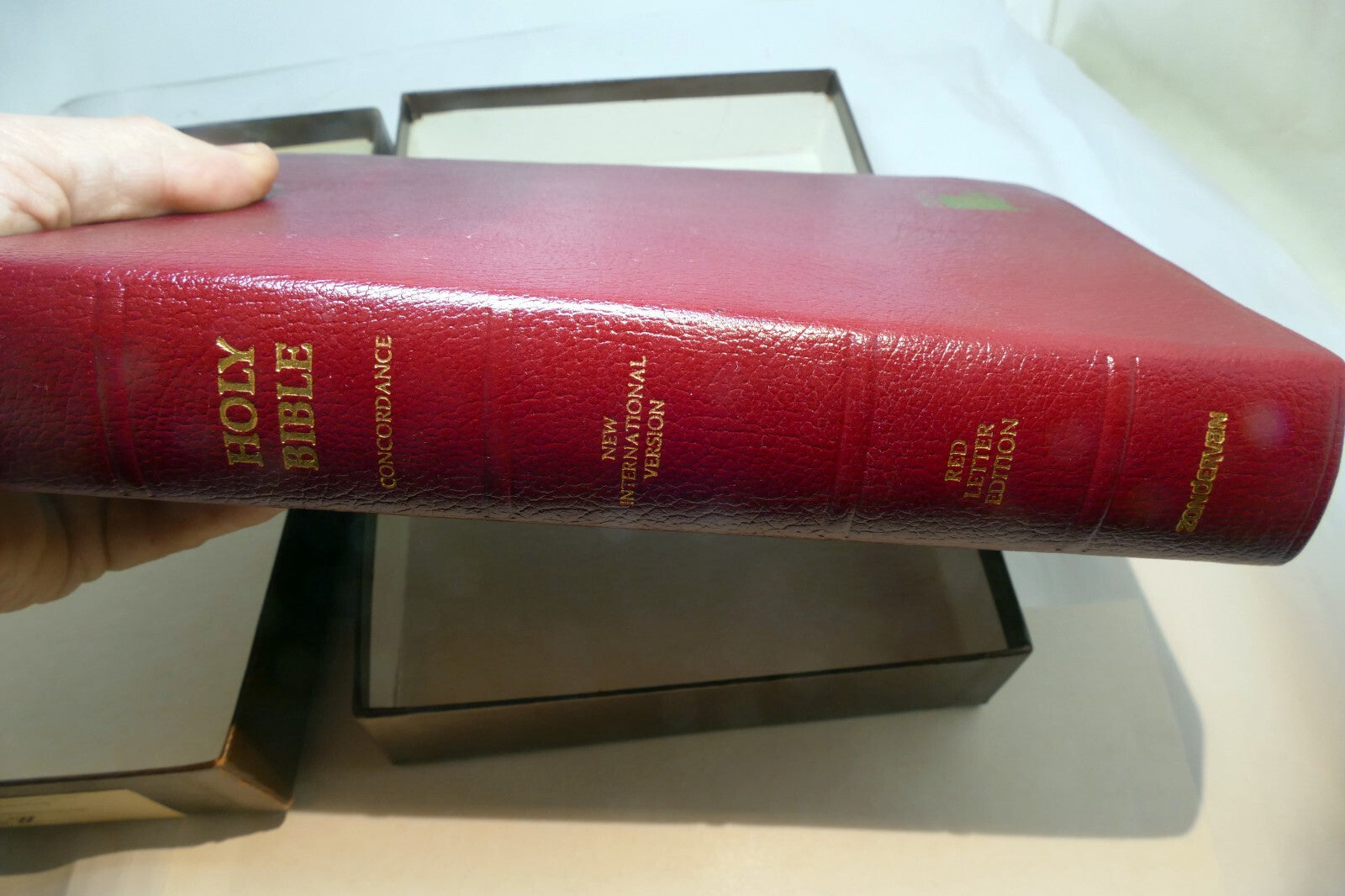 Holy Bible New International Version With Red Letter 1983 ninth print