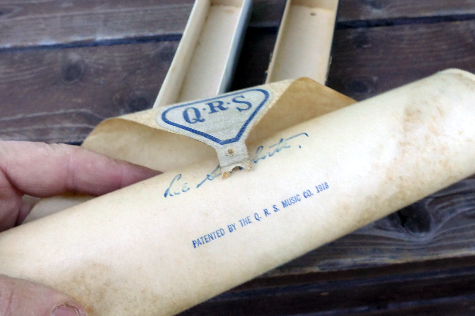 QRS Story Roll D-73 Italian Nights by  Lee Roberts waltz