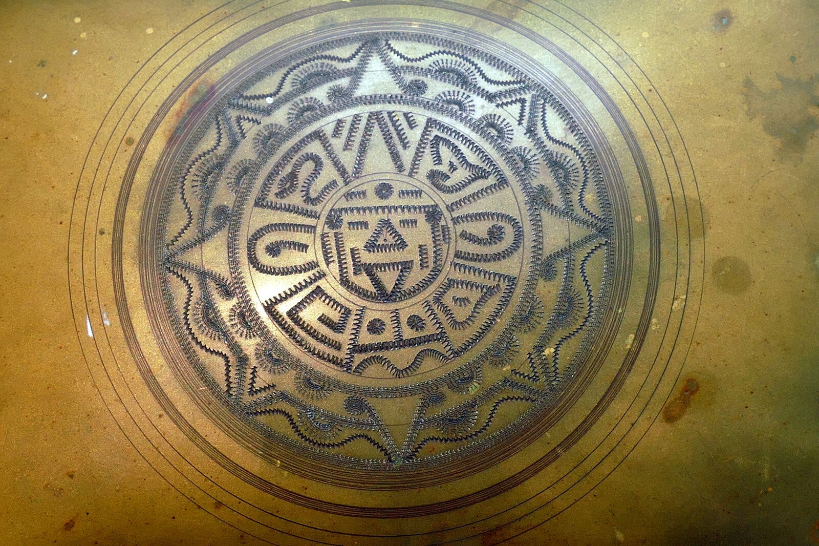 BRONZE AND WOOD TRINKET BOX INDIAN Native Inuit Sun god antique vintage