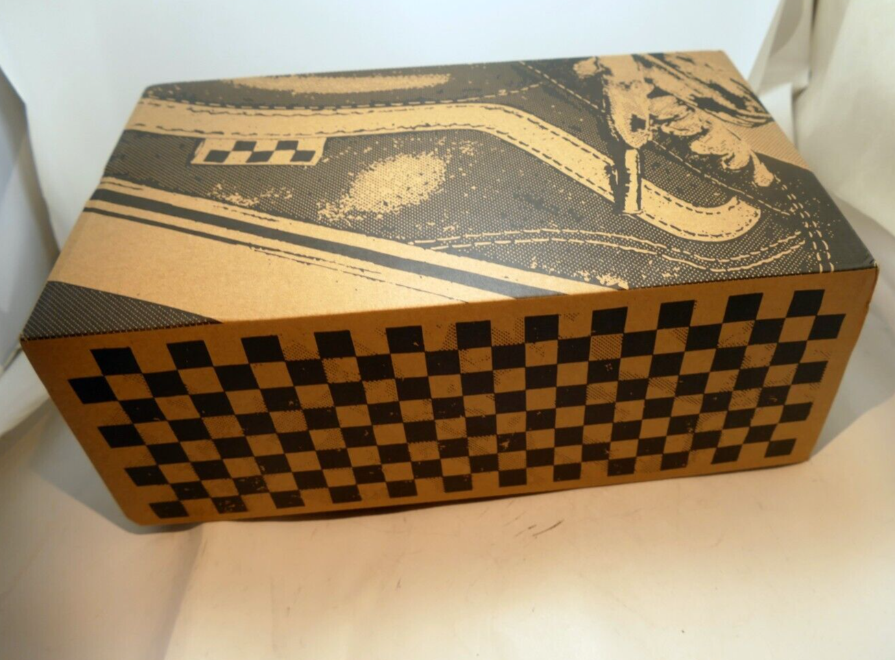 Vans shoe box empty box only for zahba fatigue/black vn0007qqftb 8.5