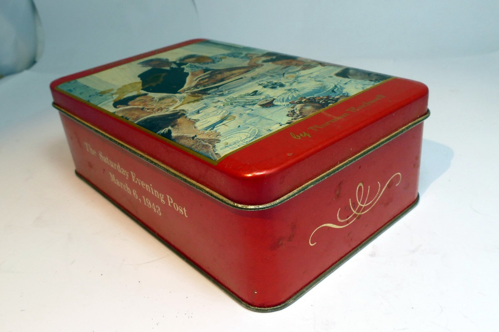 Norman Rockwell Tin empty container family dinner Thanksgiving Freedom from want