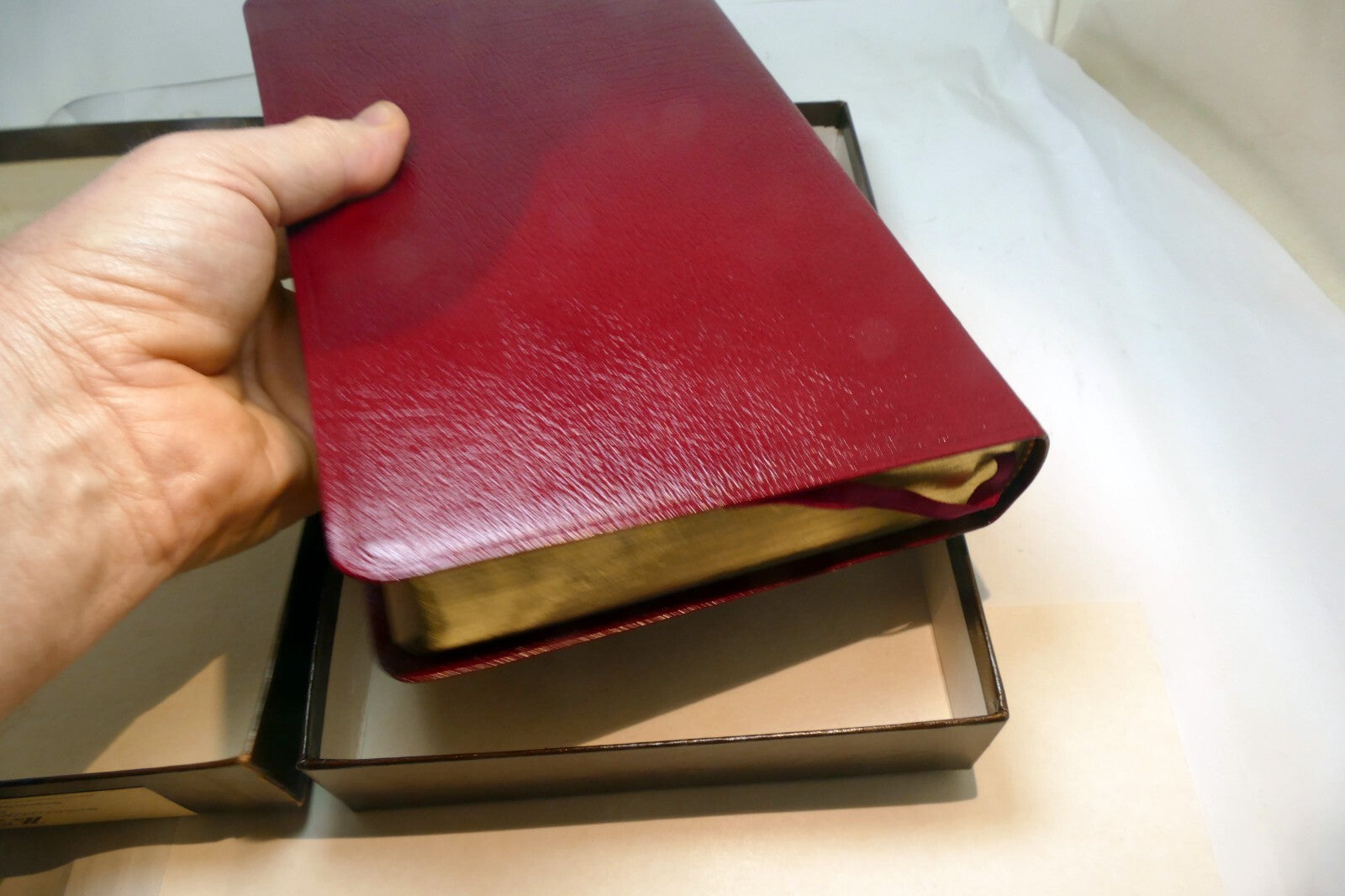 Holy Bible New International Version With Red Letter 1983 ninth print