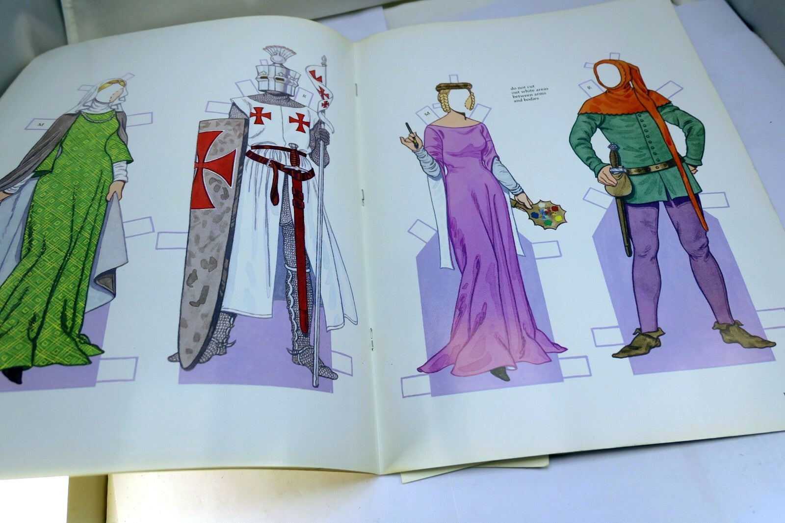 Dover Paper Dolls: Medieval Costumes Paper Dolls by Tom Tierney (1996, Paperback