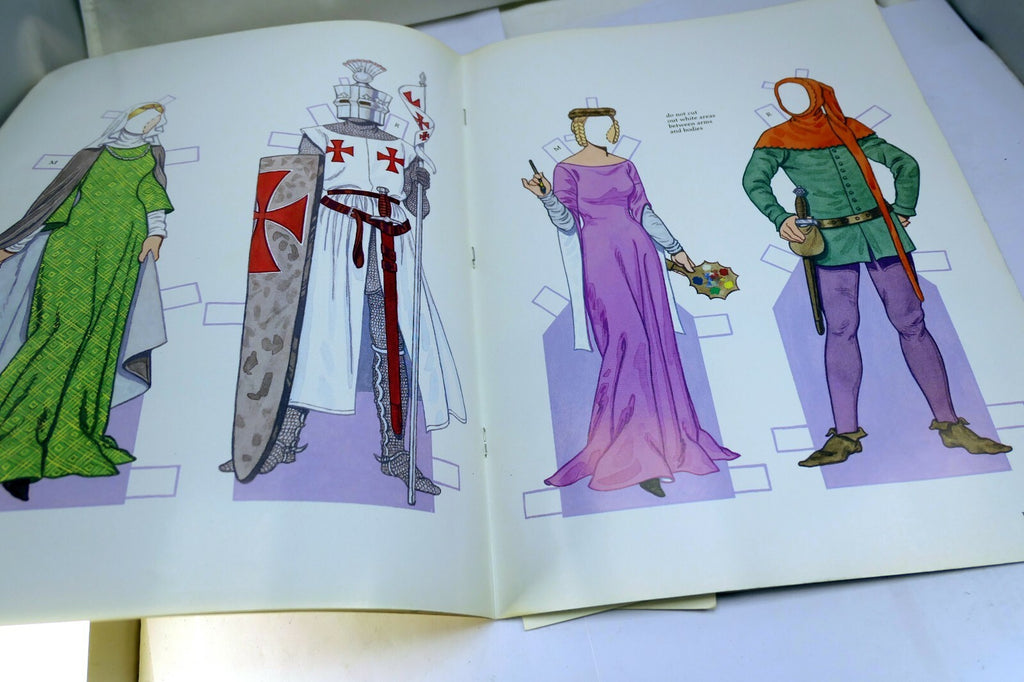 Dover Paper Dolls: Medieval Costumes Paper Dolls by Tom Tierney (1996, Paperback