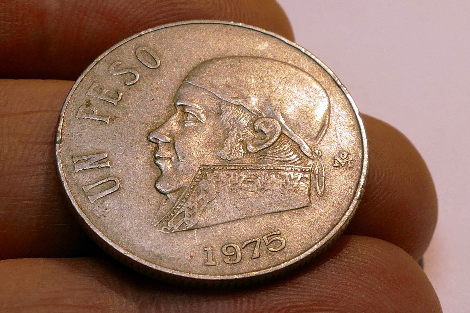 MEXICO 1975 UN PESO coin