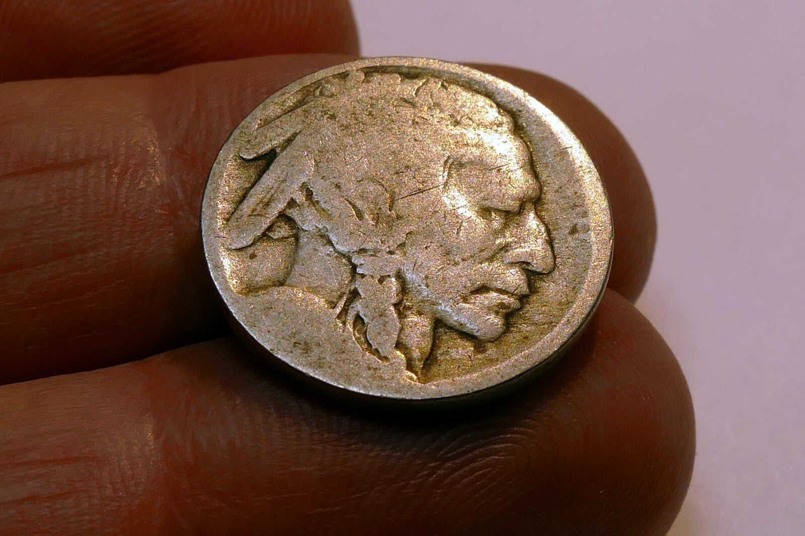 Buffalo Nickel....Five Cents......Indian Head  One Coin  - poor condition