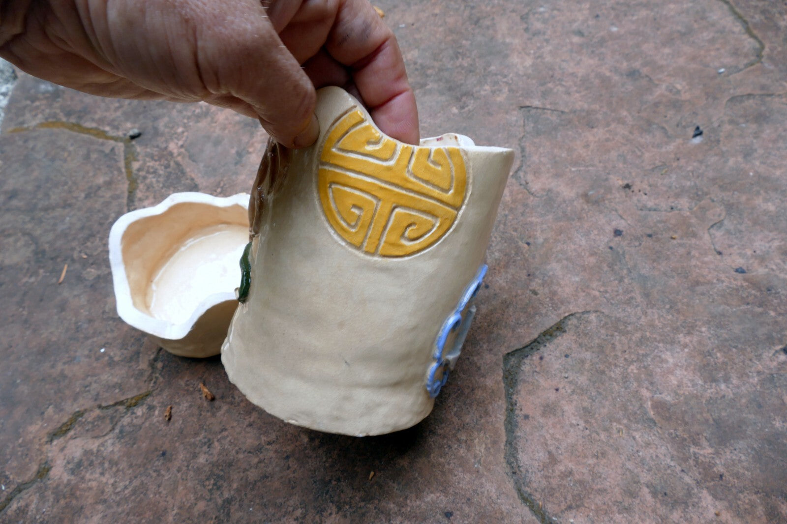 Angela Kung Clay Signed Vase with lid container earbs healing