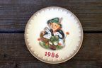 1986 M. J. Hummel Annual Christmas Plate 16th annual plate