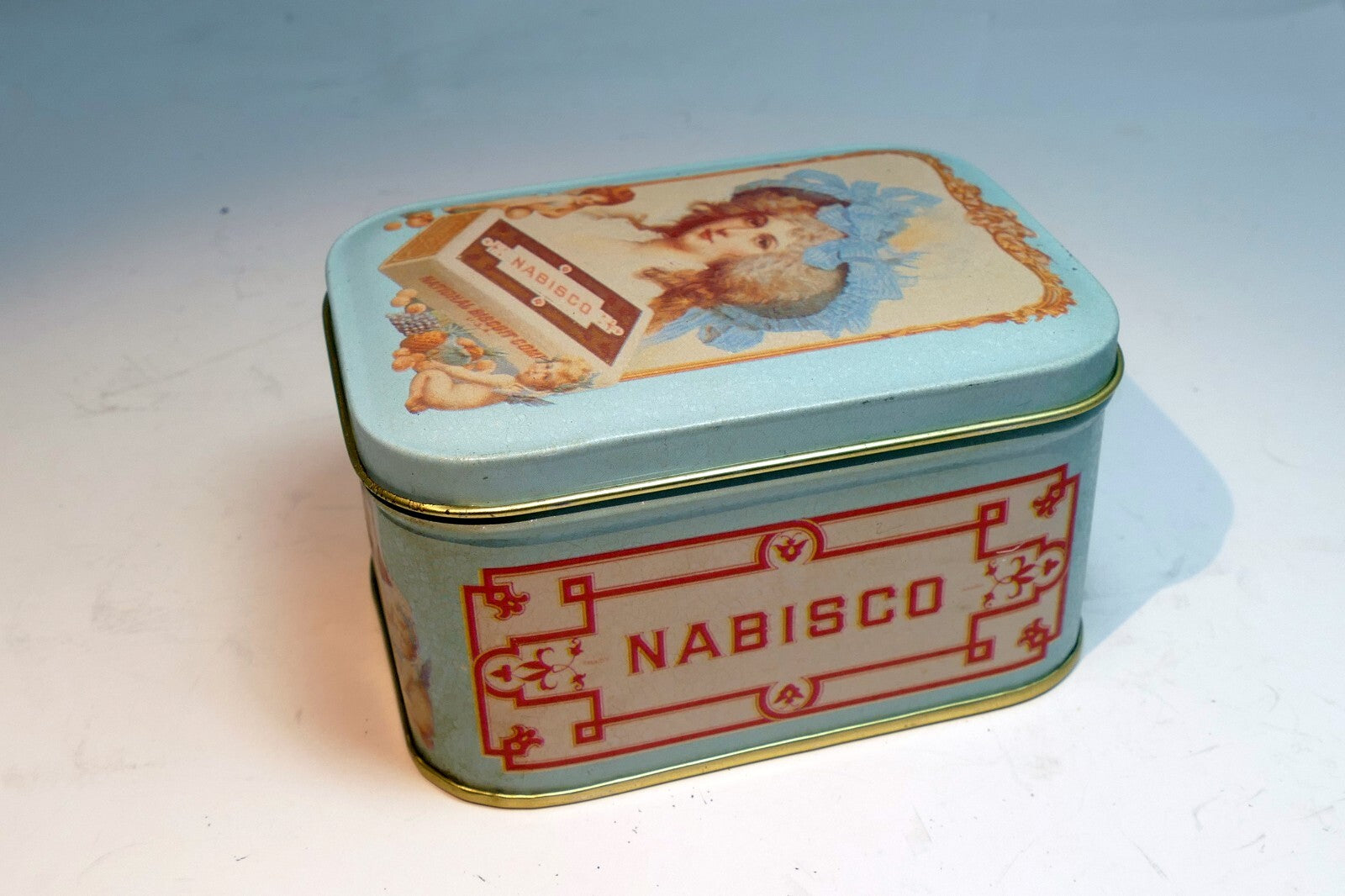 Tin Box Company Bristol Retro Blue Lady Victorian Nabisco Biscuit 4"